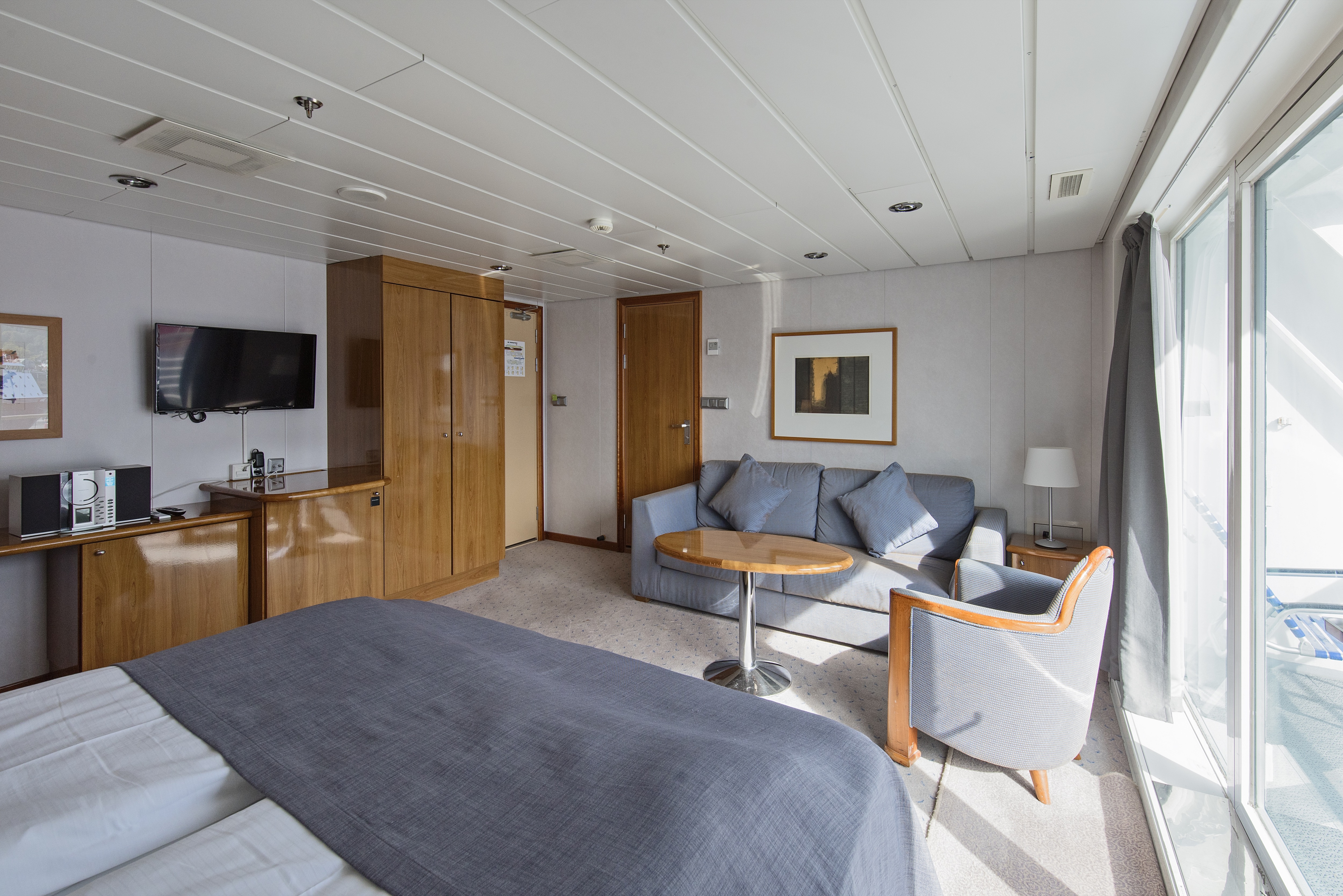Expedition Suite | Suite on upper deck